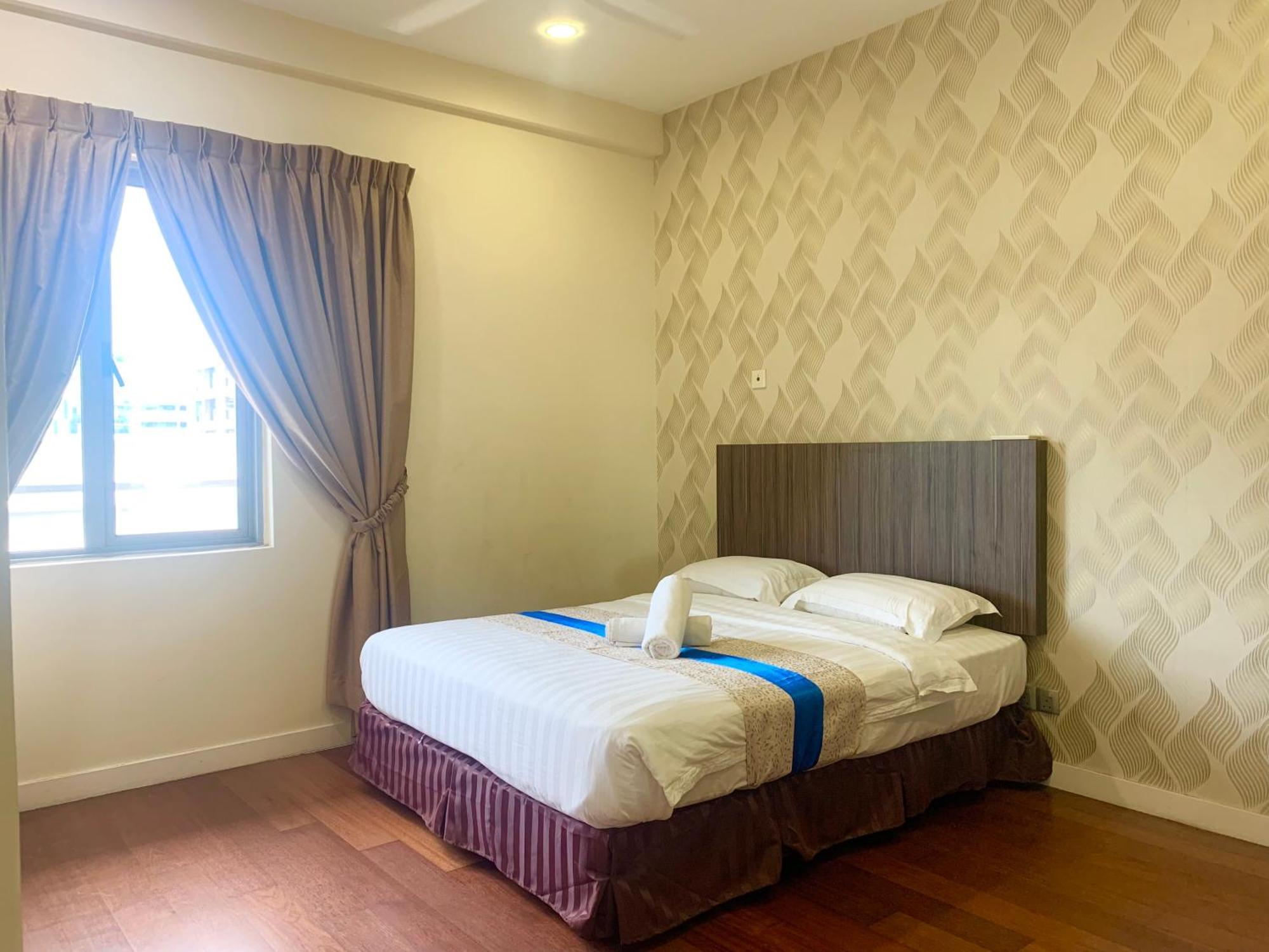 Sunset Seaview Vacation @ Imago Shopping Mall Apartment *