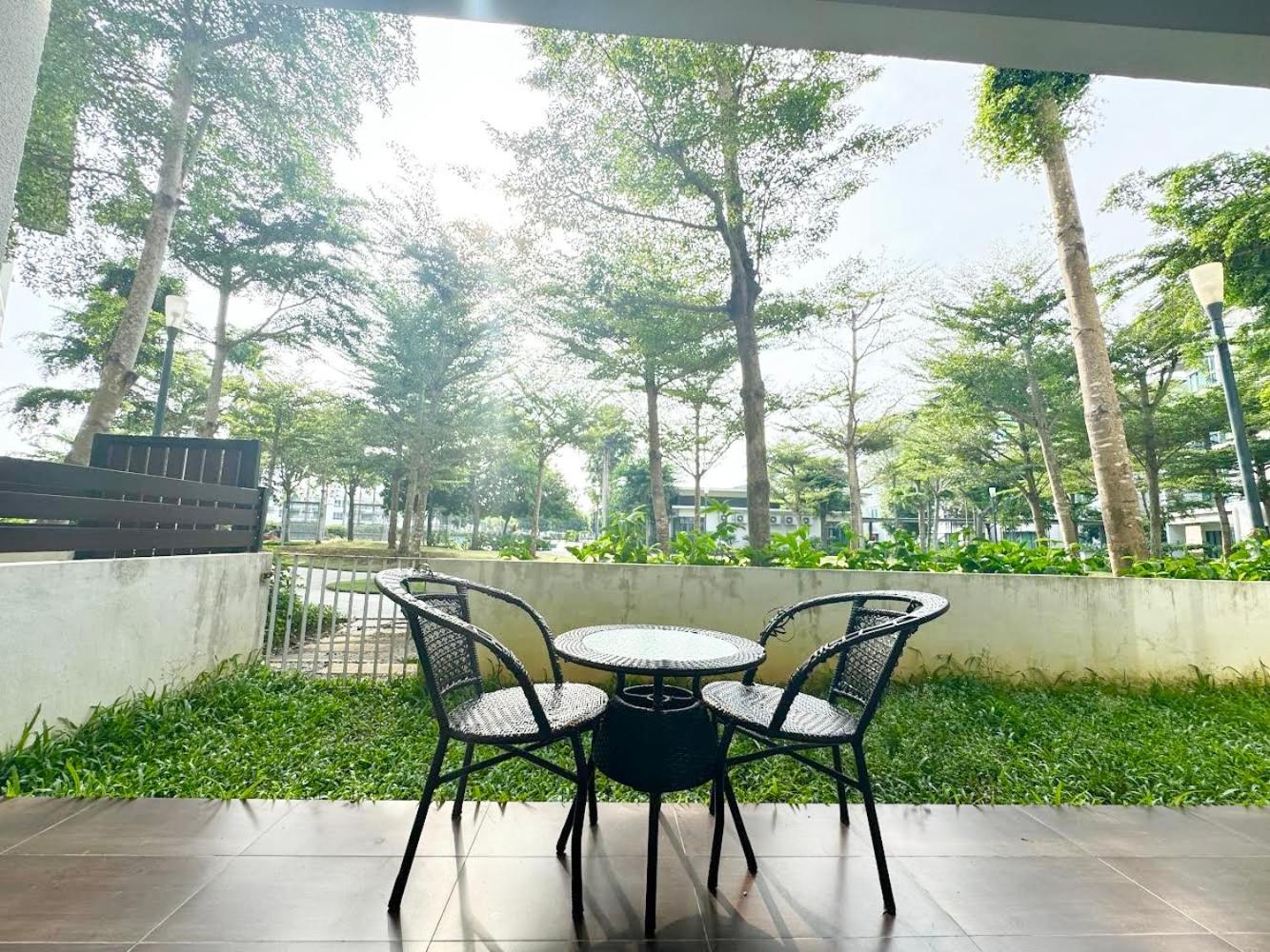 Apartment Sunset Seaview Vacation @ Imago Shopping Mall